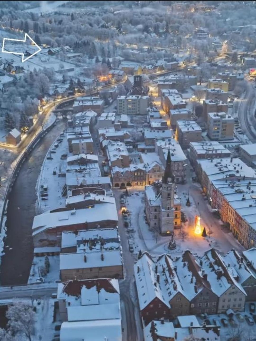 Widok okolicy z zaznaczoną lokalizacją apartamentu